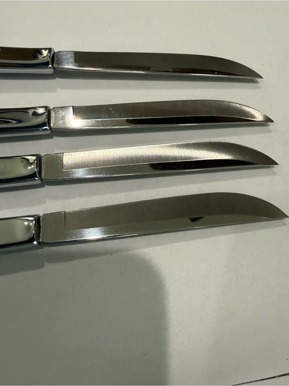 Vintage 1970s Carvel Hall Steak Dinner Knife Set of 8 Stainless USA